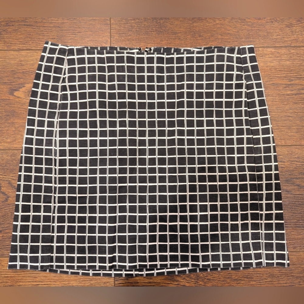 Smart Set | Black and White Checkered Mini Skirt Sz M
